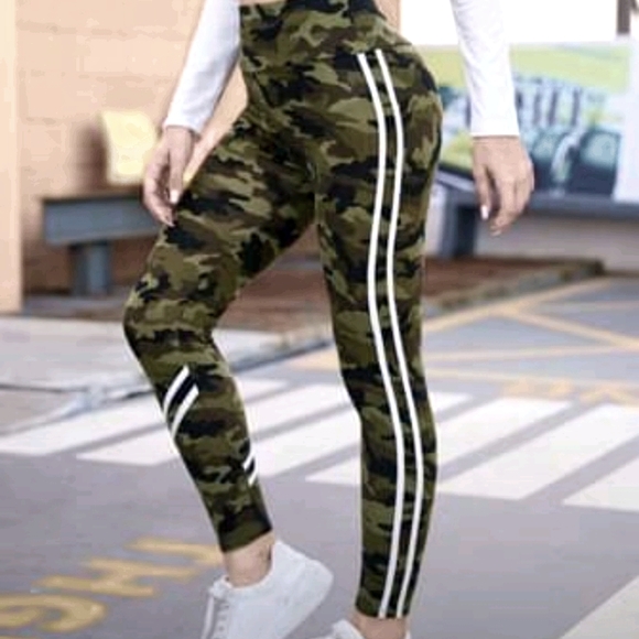 Wide Waistband Striped Tape Side Camo 